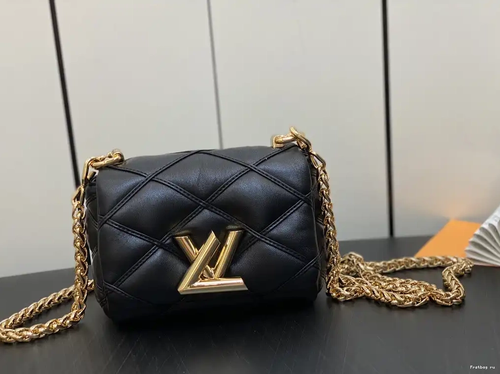 First bag ru VUITTON Pico LOUIS GO-14-15*10*6.5cm 0526